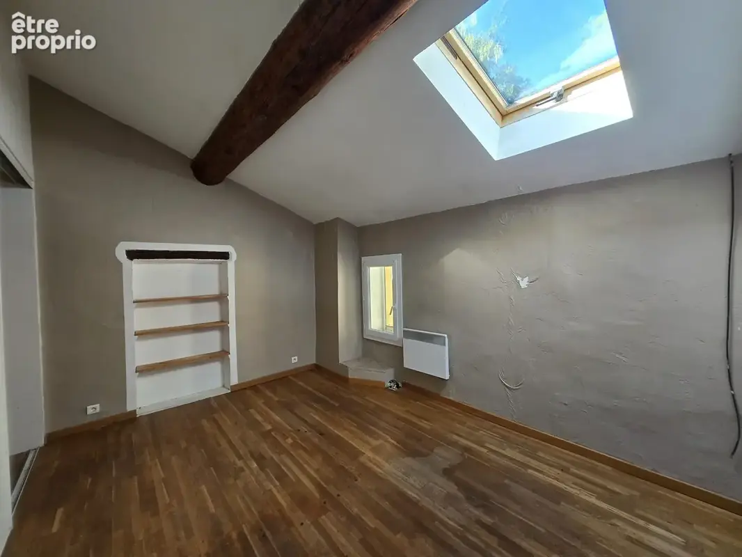 Maison avec terrasse et local commercial - photo 8