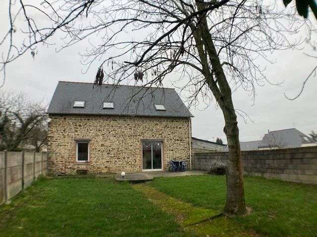 Maison à MARTIGNE-FERCHAUD