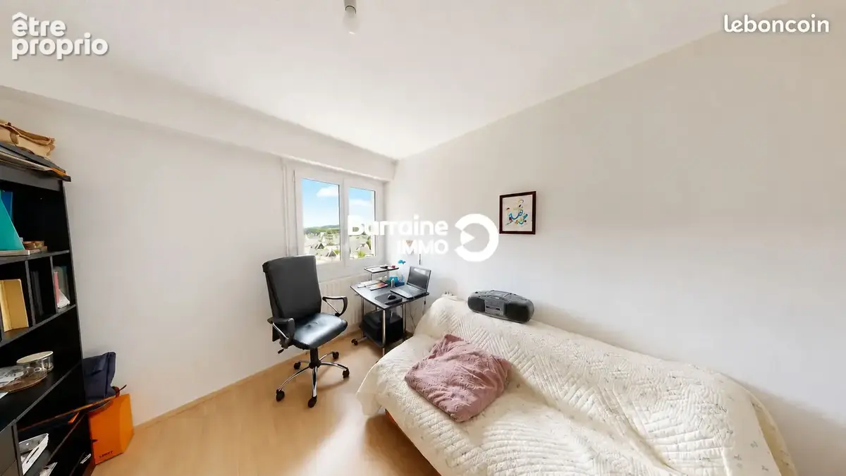 A VENDRE  - Appartement 4 pièces- 3 chambres- à Lorient-le ter-dernier étage-ascenseur-garage - photo 12