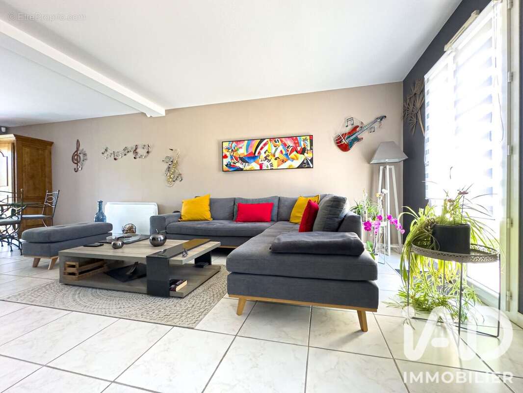 Maison 98 m² à Oulchy-Le-Chateau  - photo 5