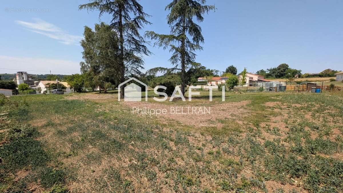 Terrain 1080 m² à Gironde-Sur-Dropt  - photo 2