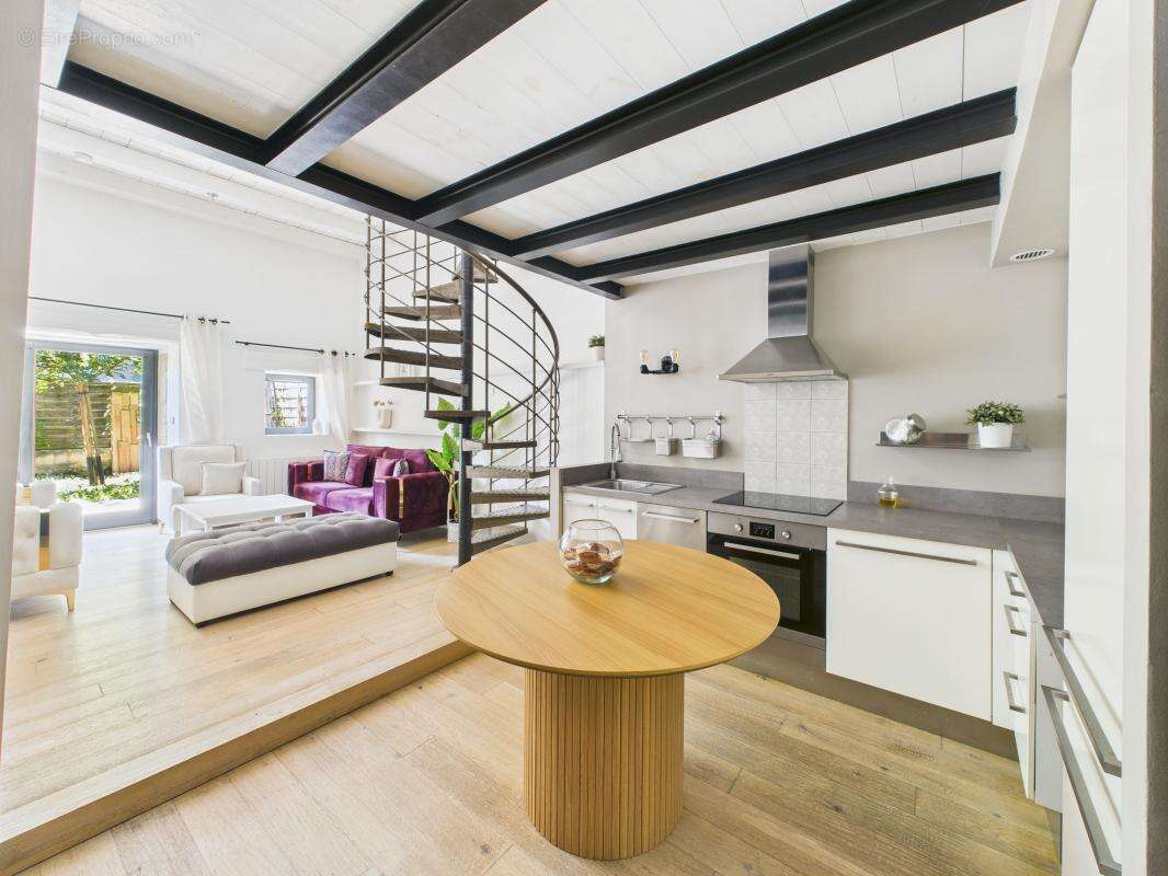 Appartement à LA MOTTE-SERVOLEX