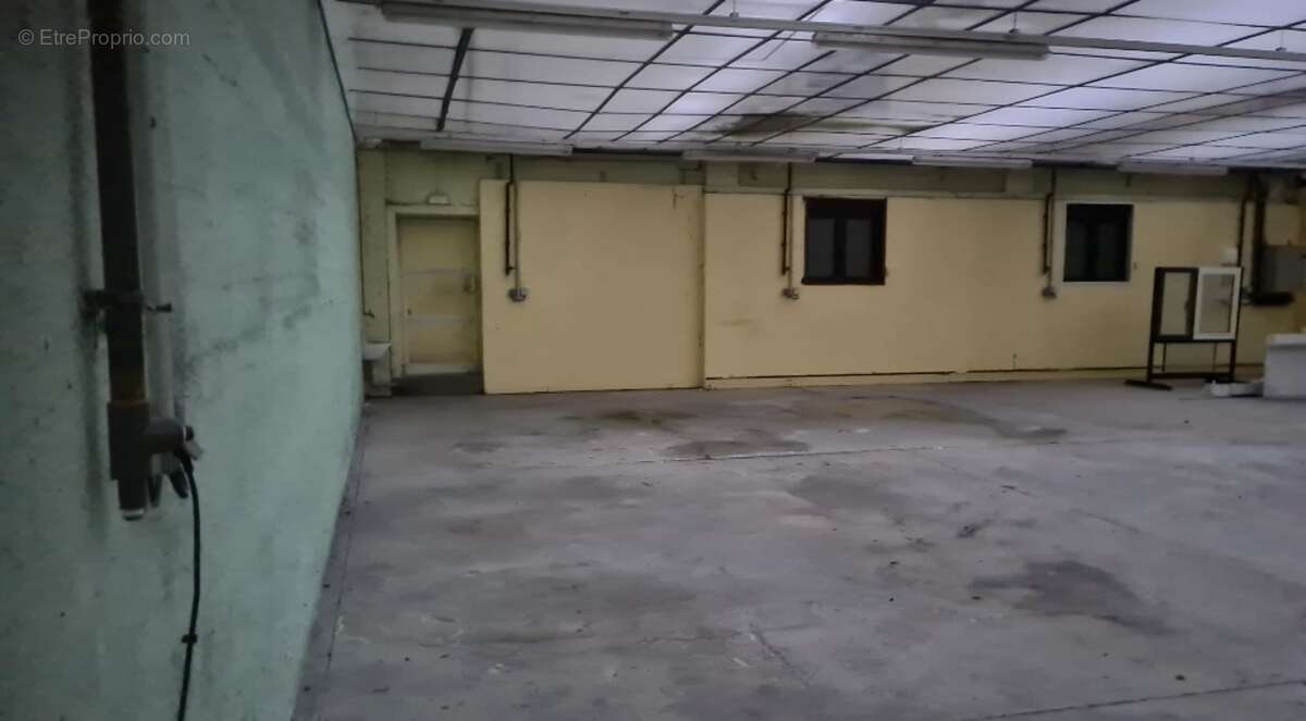 Locaux/Biens immobiliers - photo 2