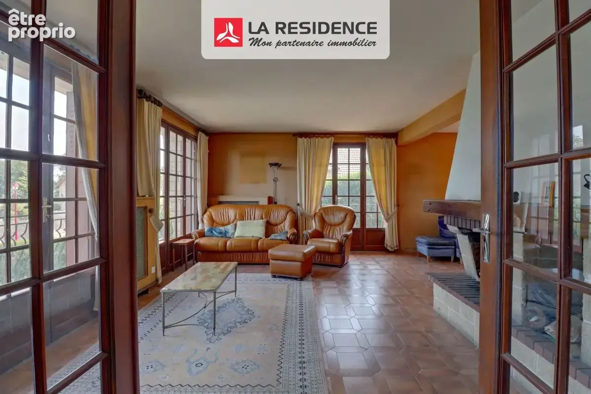 Maison 130 m² à Saint-Germain-De-La-Grange  - photo 9