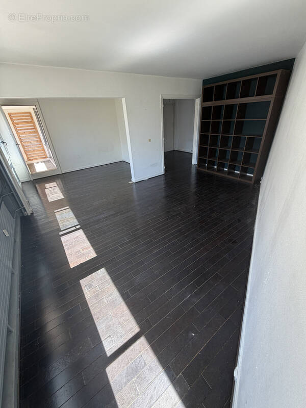 Appartement à PARIS-10E