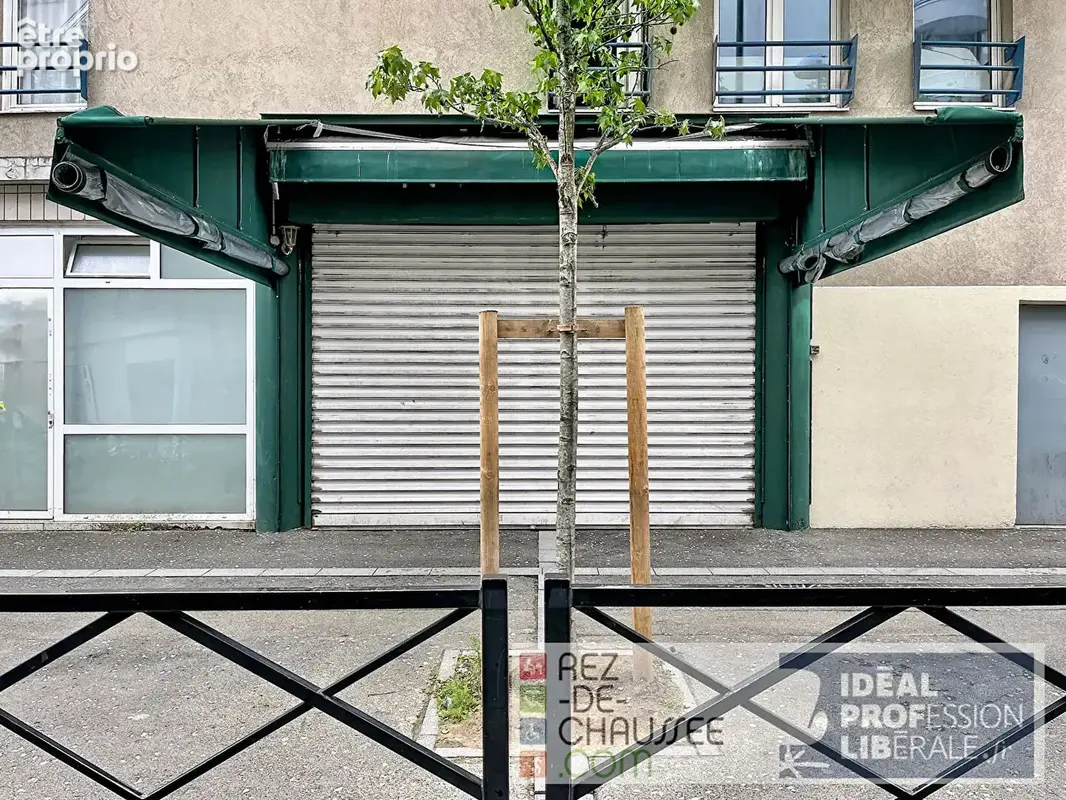 Clichy - local commercial vendu occupé (restauration)  - avec terrasse - photo 3