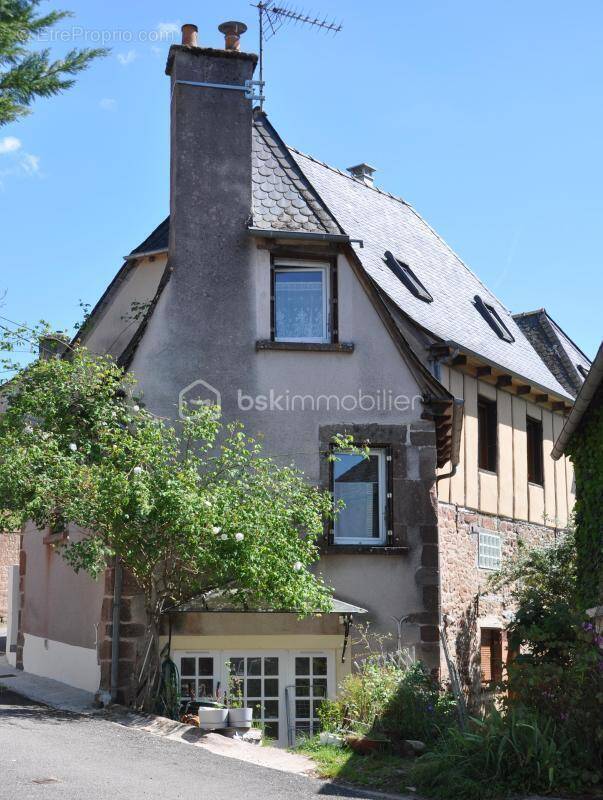 Maison à SAINT-CYPRIEN-SUR-DOURDOU