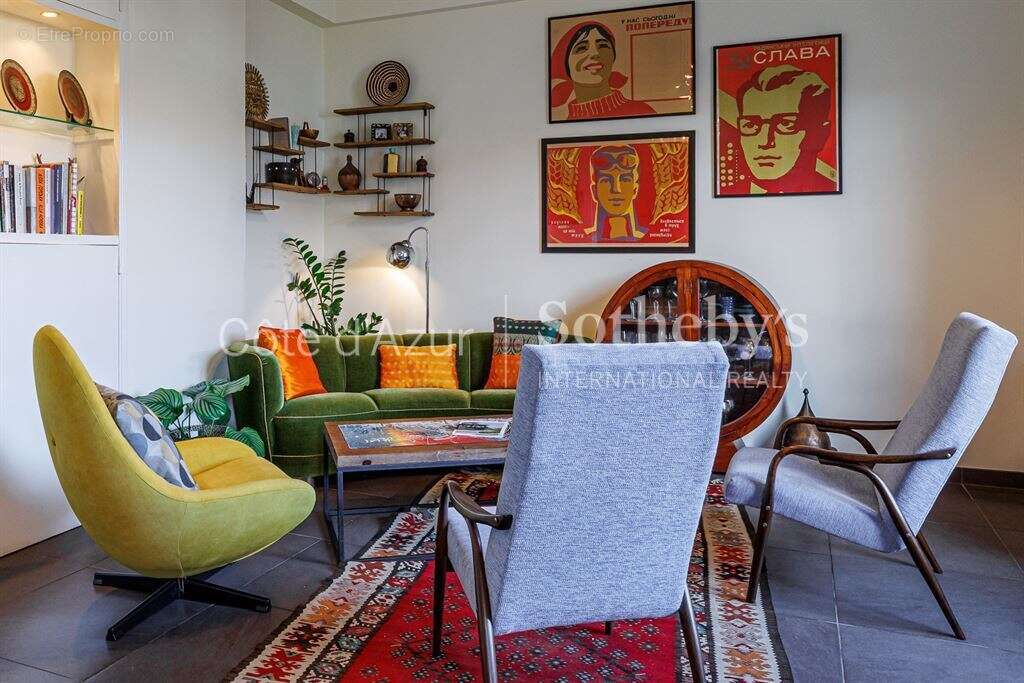 Nice Port, appartement de 90 m² en avant-dernier étage avec balcon et vue dégagée - photo 5