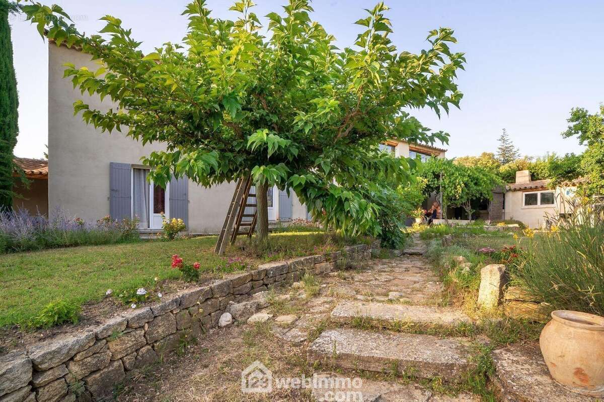 Maison 245 m² à Bedoin  - photo 193