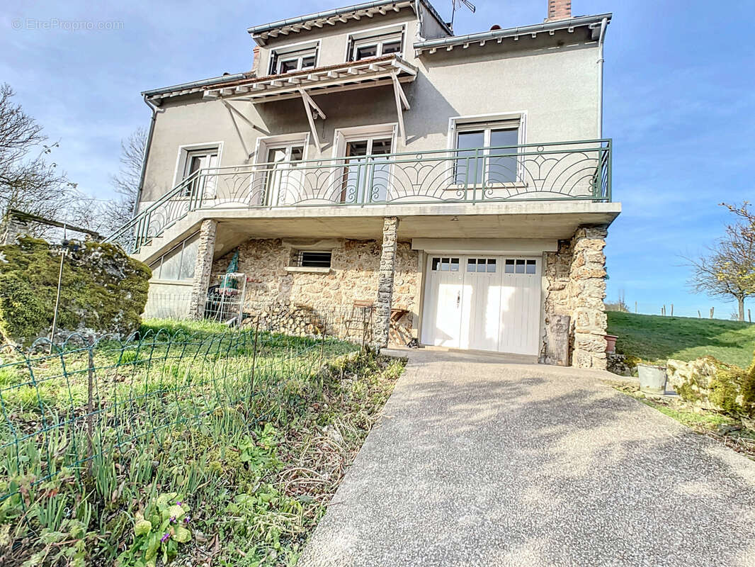 Maison à VIELS-MAISONS