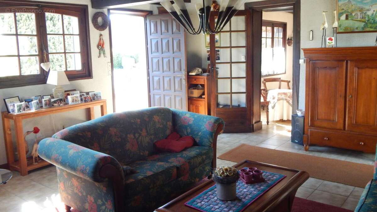 Propriété coup de coeur 5 pièce(s) 138 m2 - photo 13