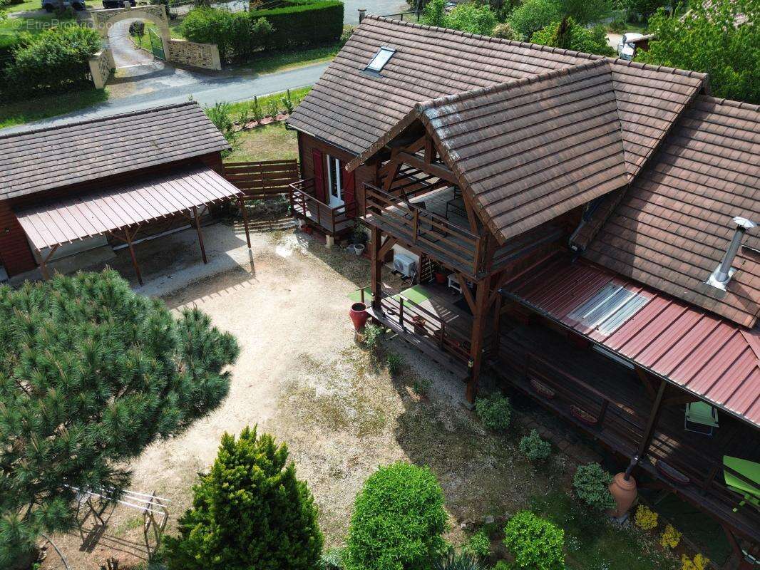 Maison à LA DOUZE