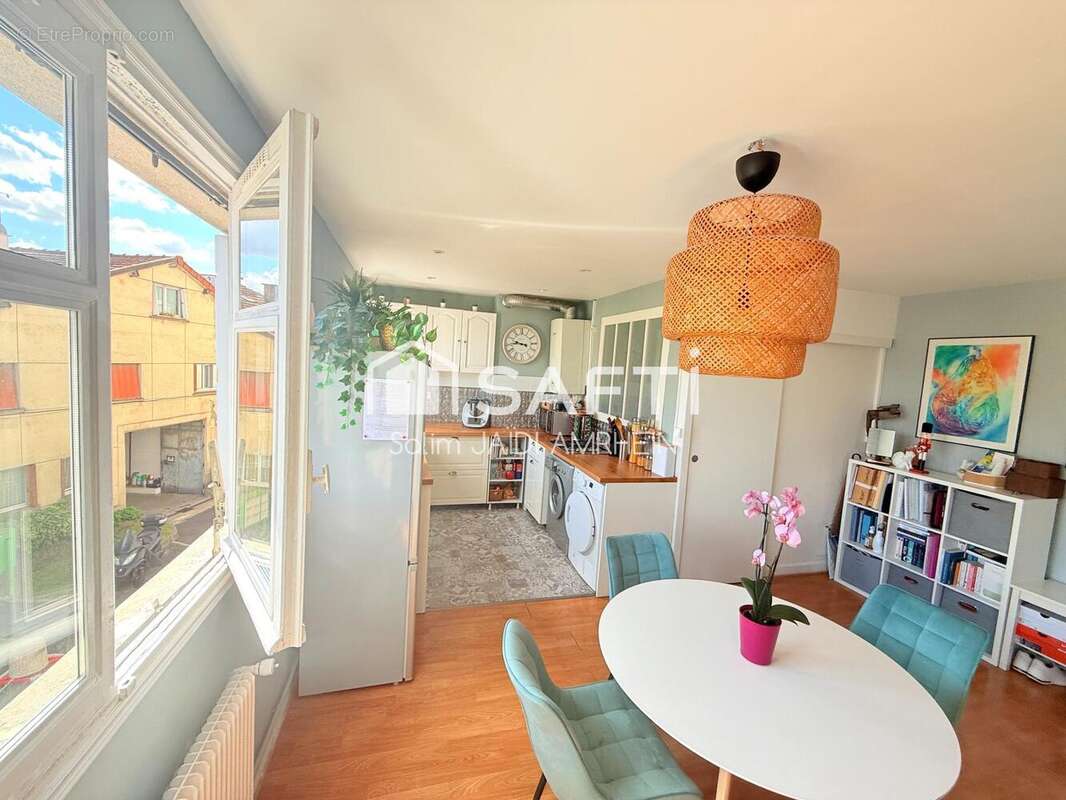 Photo 2 - Appartement à CHAMPIGNY-SUR-MARNE