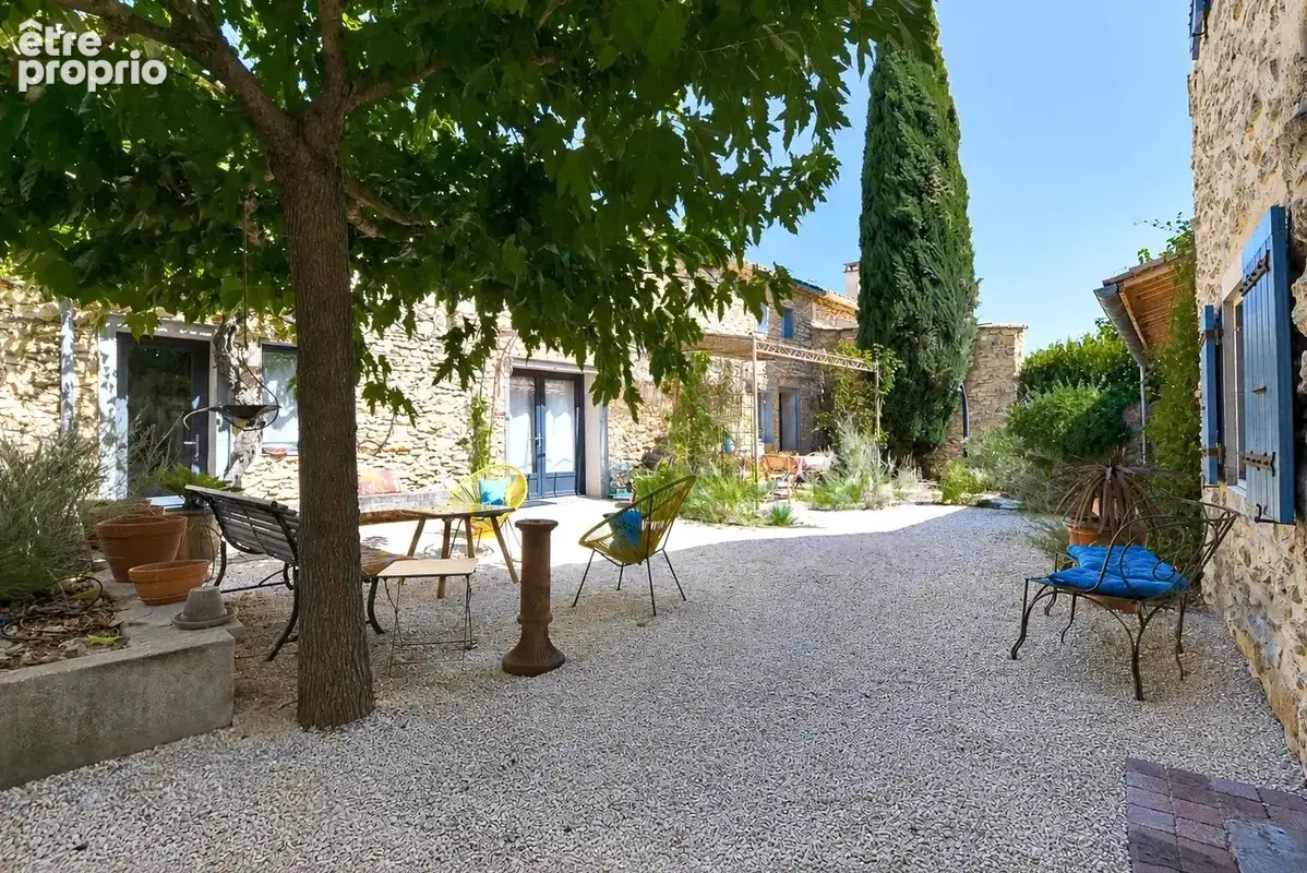 Authentique Mas de village restauré de 200 m² avec Mazet d’invités - photo 18