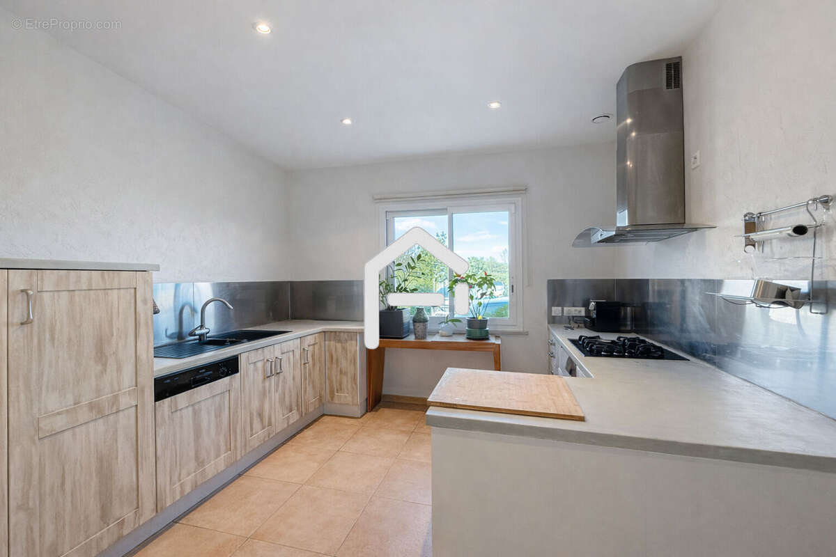 Maison 158 m² à Bonrepos-Sur-Aussonnelle  - photo 2