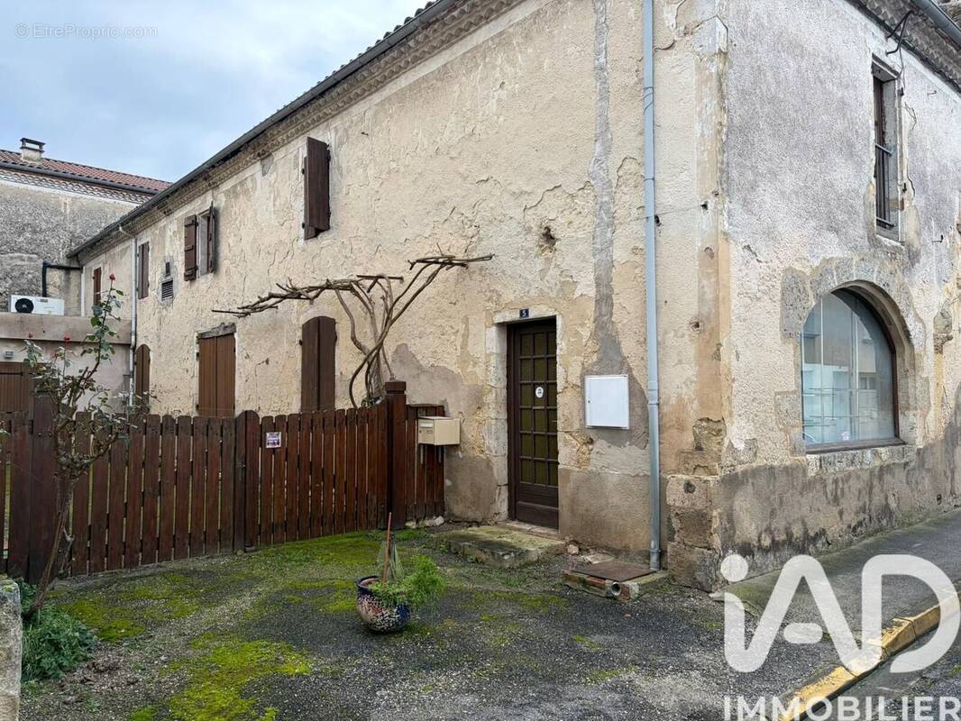 Photo 1 - Maison à LAVARDAC