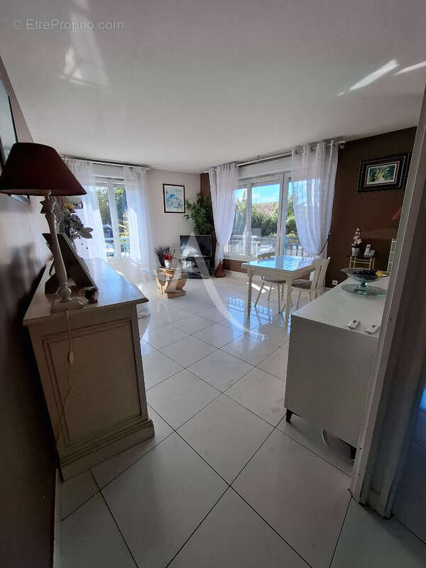 Appartement à LIMEIL-BREVANNES