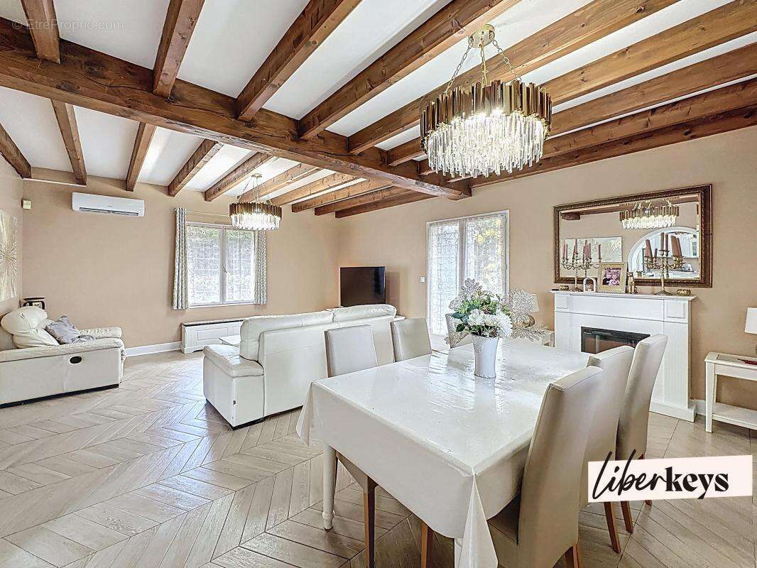 Maison à SAINT-AULAYE