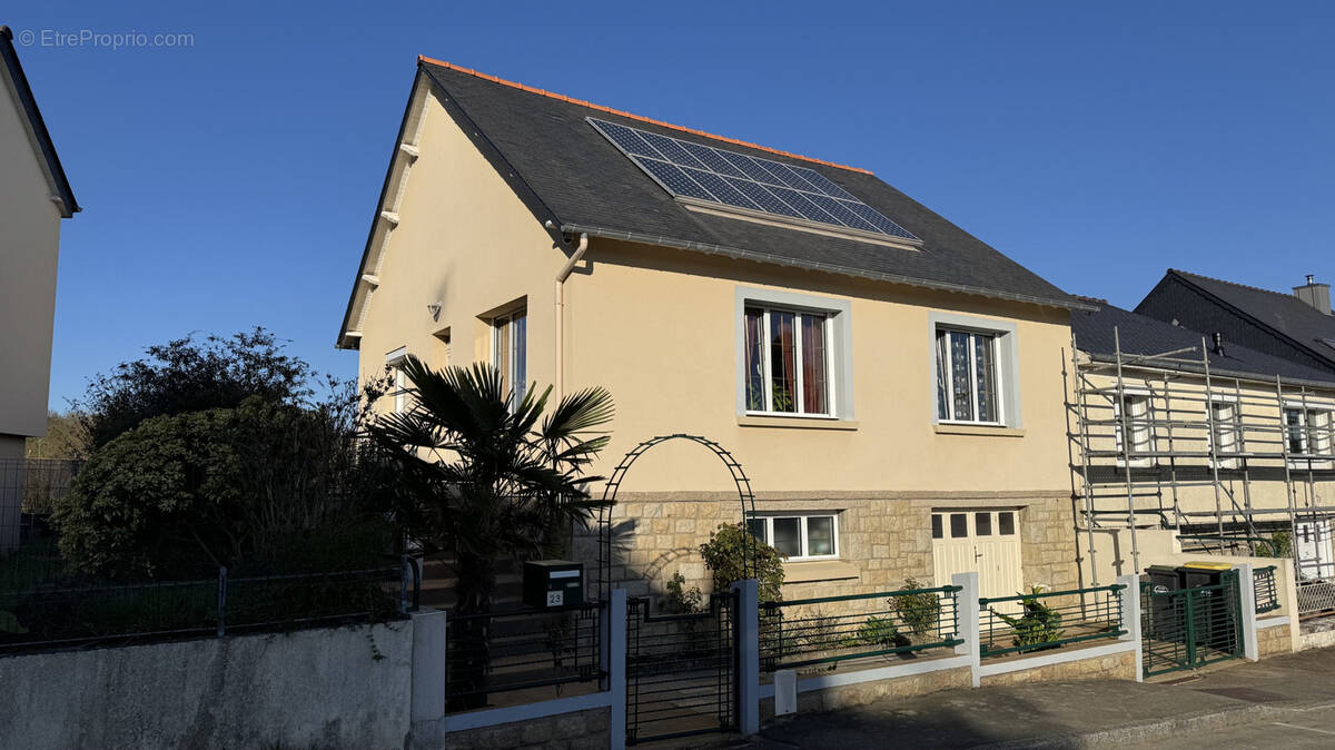 Maison à SAINT-AUBIN-D'AUBIGNE