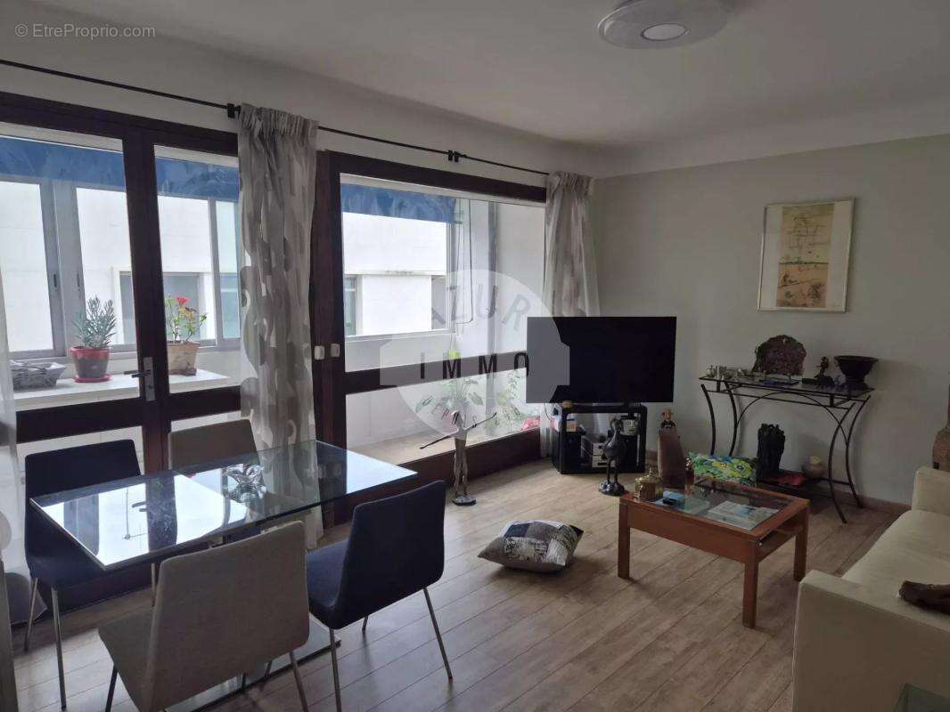Appartement à AUBAGNE
