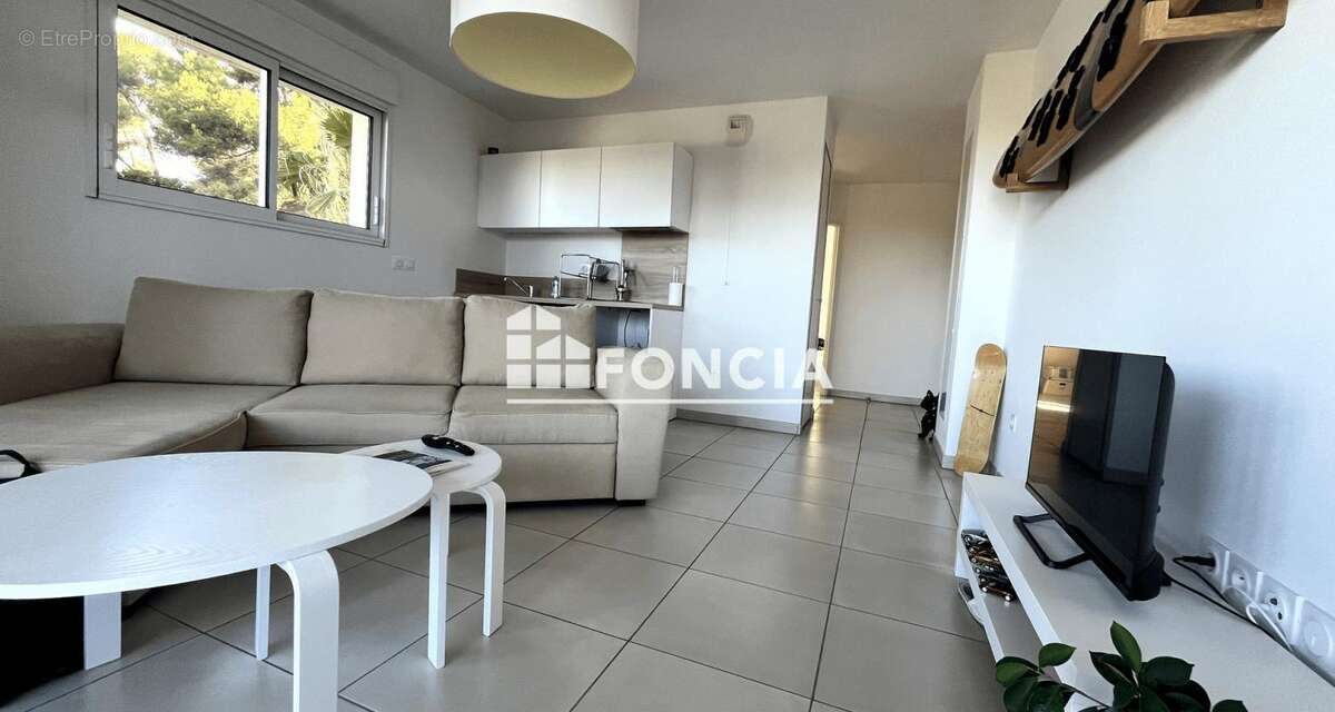 Appartement à LA LONDE-LES-MAURES