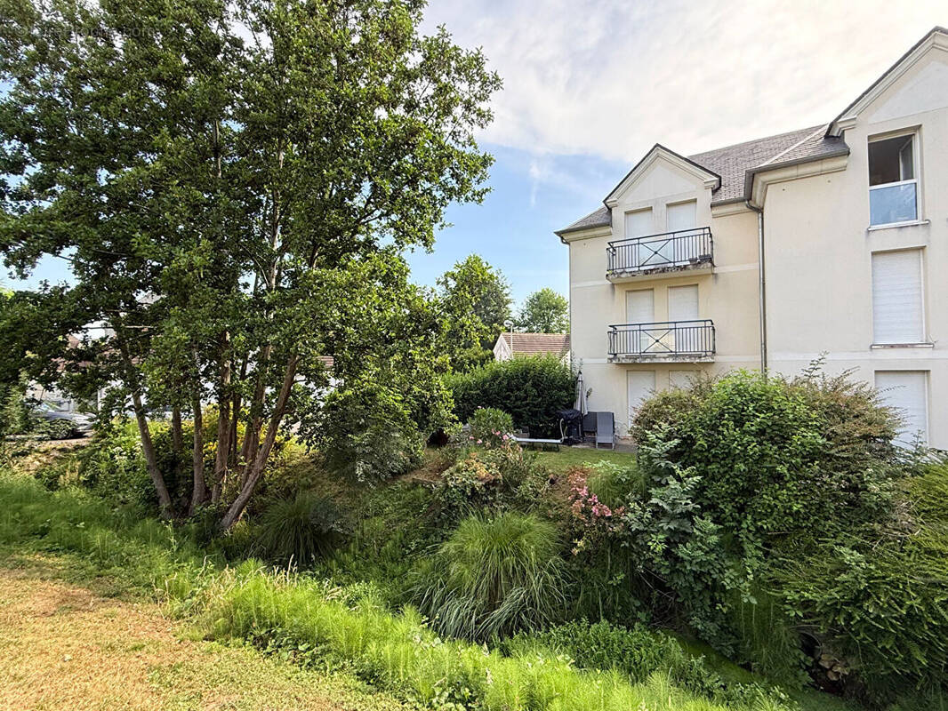 Appartement à VERNEUIL-EN-HALATTE