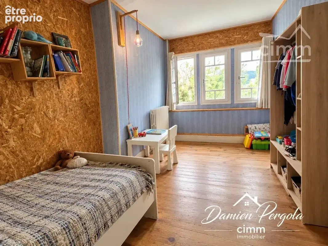 Maison bourgeoise de 161 m² avec 5 chambres, garage et jardin à Terrasson-Lavilledieu - photo 12