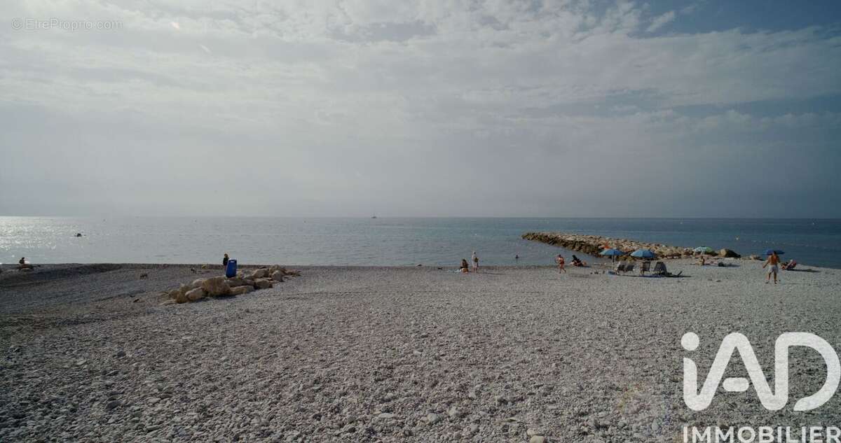 Photo 3 - Commerce à MENTON