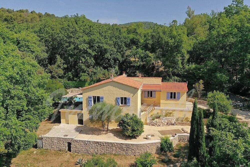 Maison à FAYENCE