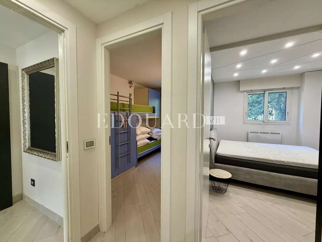 Appartement à ROQUEBRUNE-CAP-MARTIN