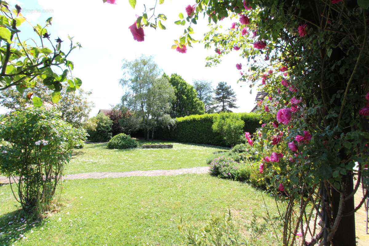 Maison à LA CHARITE-SUR-LOIRE