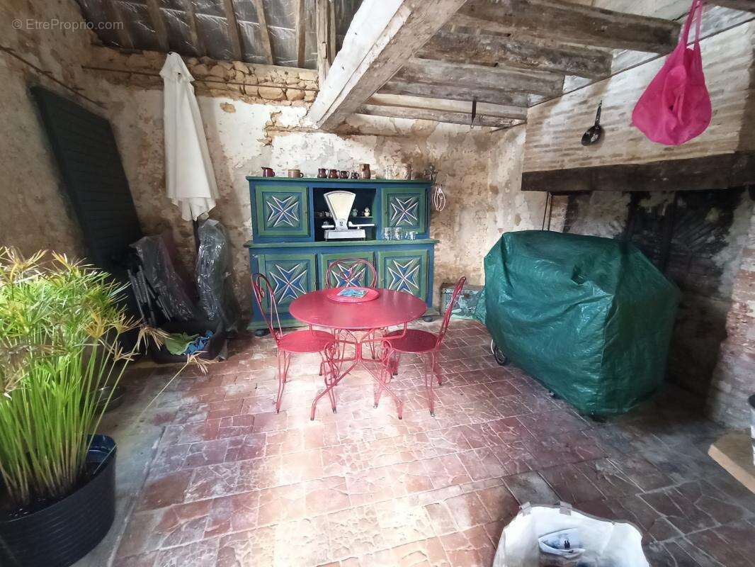 Maison à CHEMIRE-EN-CHARNIE