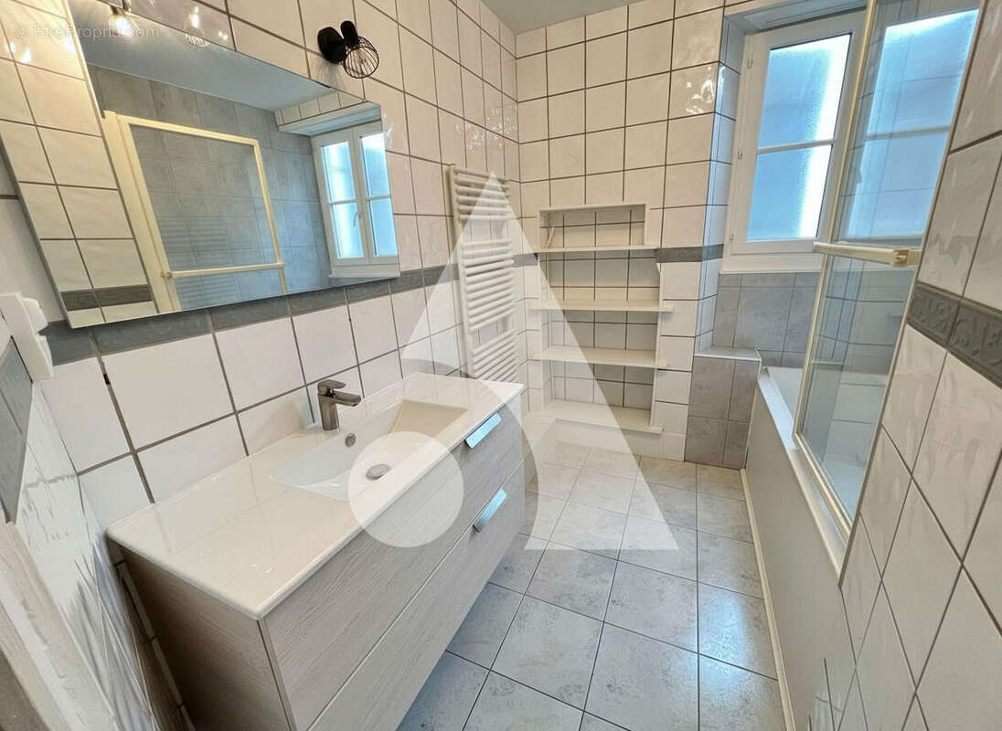 Appartement à NEUFCHATEAU