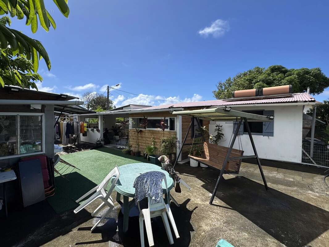 Maison à SAINT-PHILIPPE