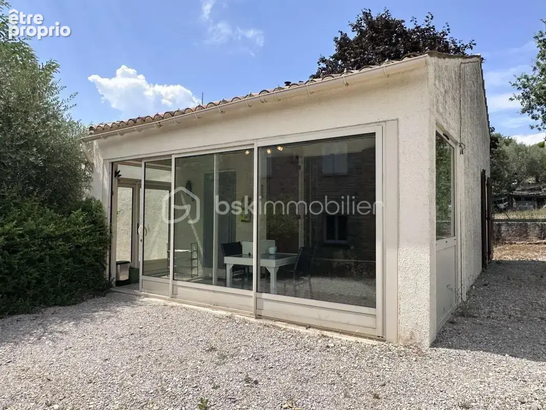 Maison T3 de plain-pied meublée sur une parcelle de 745 m2 - photo 2