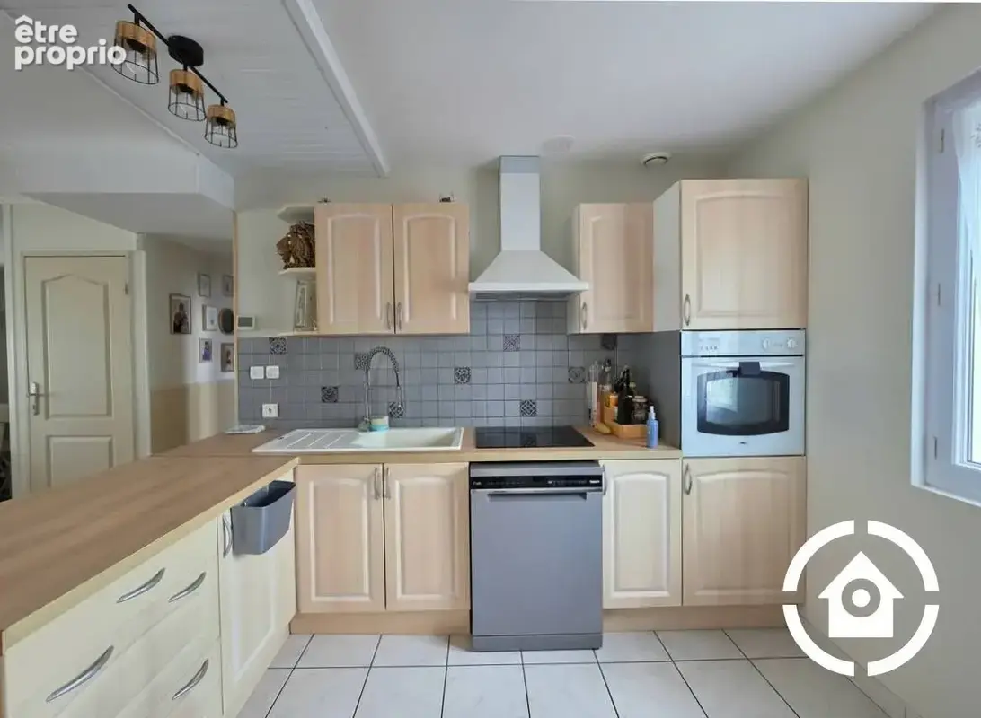 Maison 7 pièces 146 m² à vendre à Nercillac (16200) - photo 9