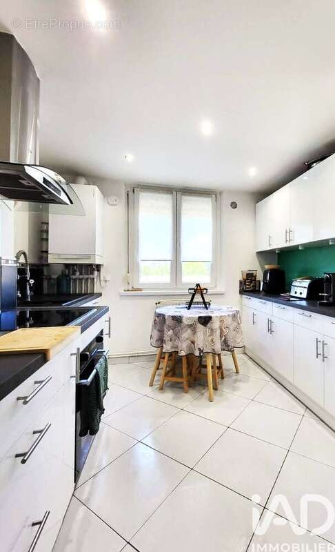 Appartement 72 m² à Roncourt  - photo 8