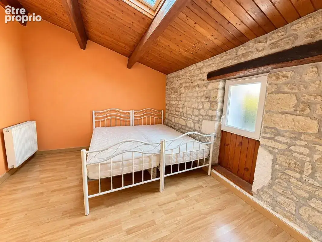 Saint-rogatien – maison de ville de 145 m² au charme de l’ancien - photo 11