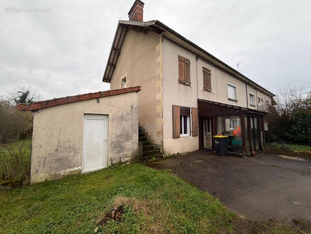 Maison à CHALLUY