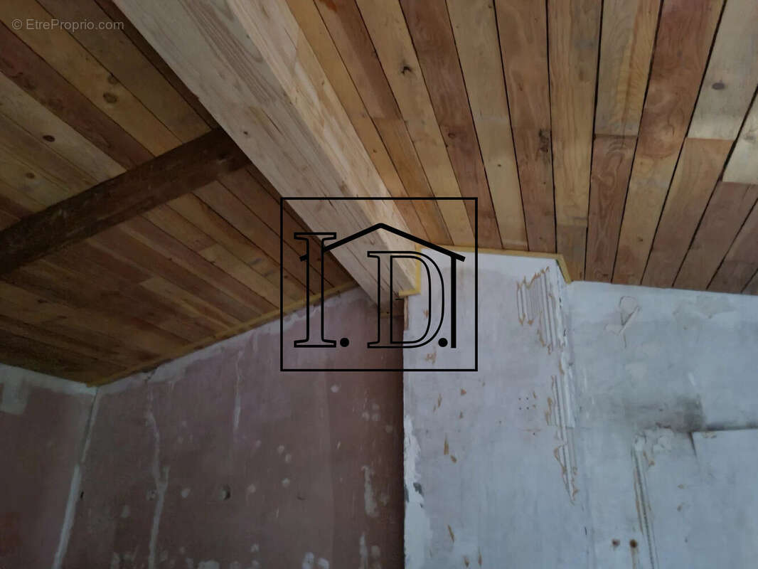 2ème Etage - Maison à VILLEGAILHENC