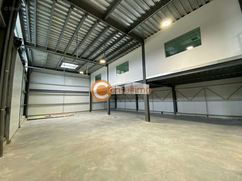 Mixte activites-bureaux à vendre - photo 6