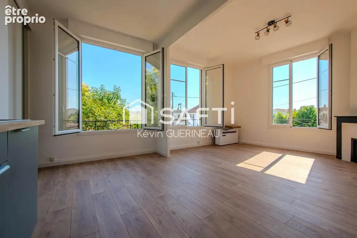 Photo 1 - Appartement à BORDEAUX