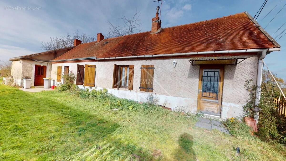 Maison à BUXIERES-LES-MINES