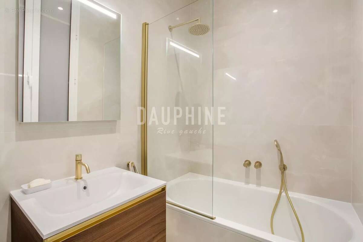 Appartement à PARIS-5E