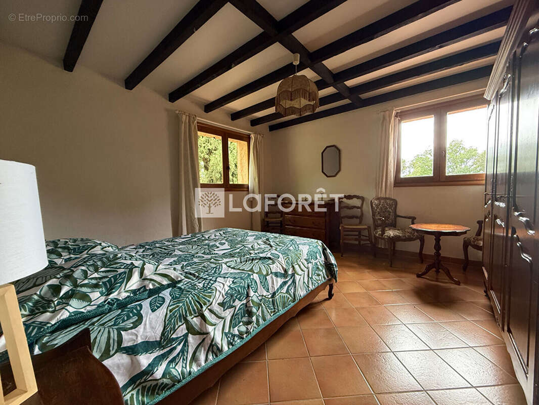 Maison à SAINT-PAUL-EN-FORET