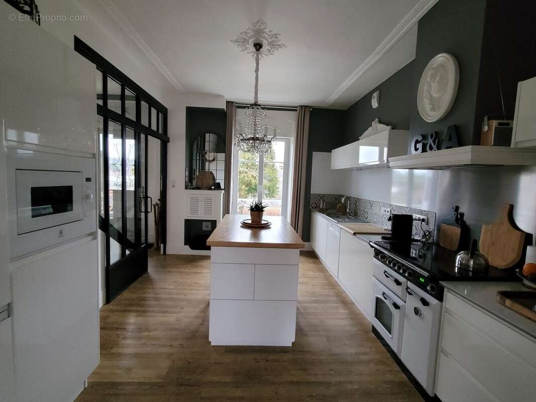 Maison à SAINT-VICTURNIEN