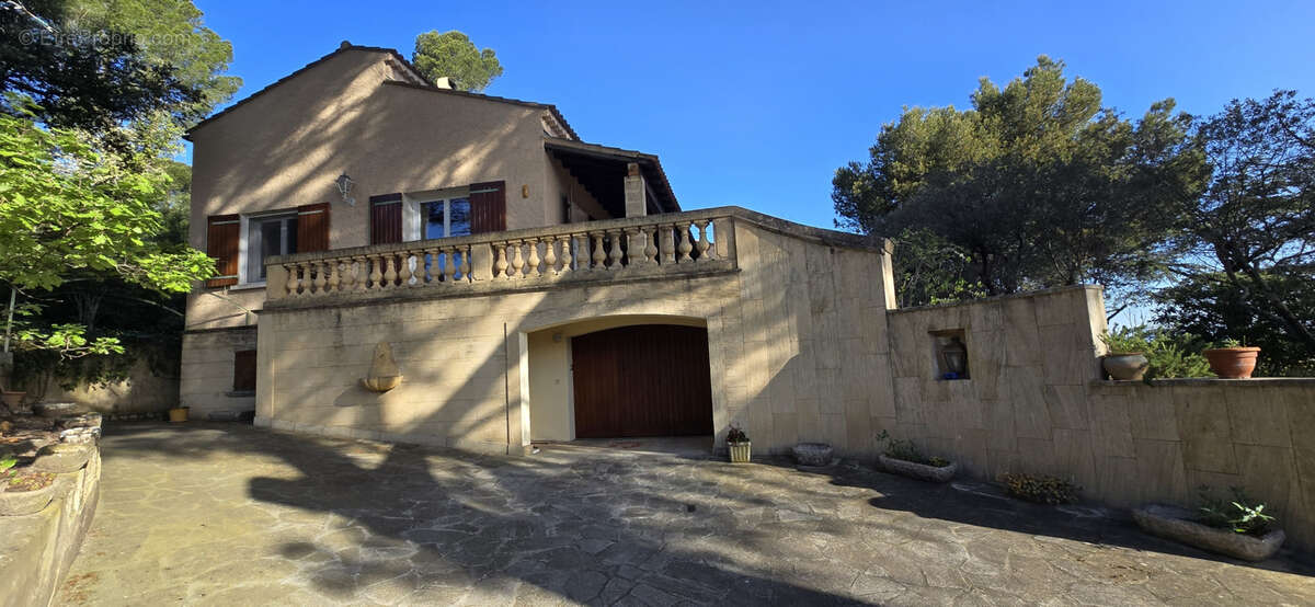 Maison à JONQUERETTES
