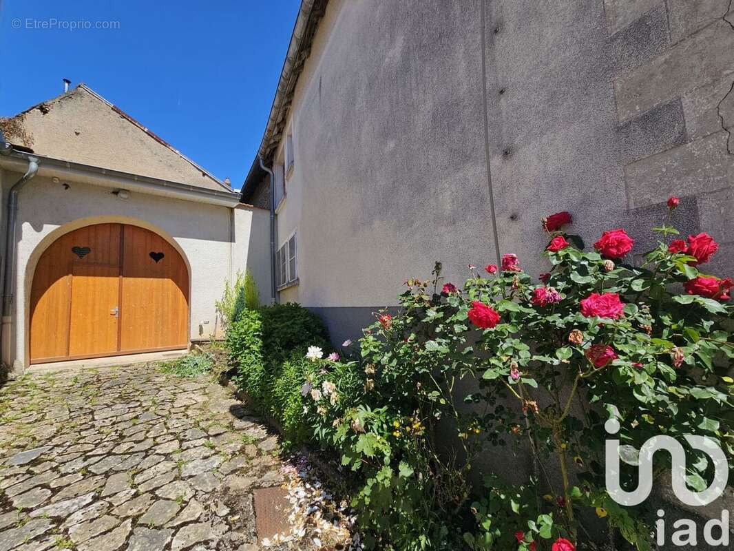 Photo 2 - Maison à CONFLANDEY