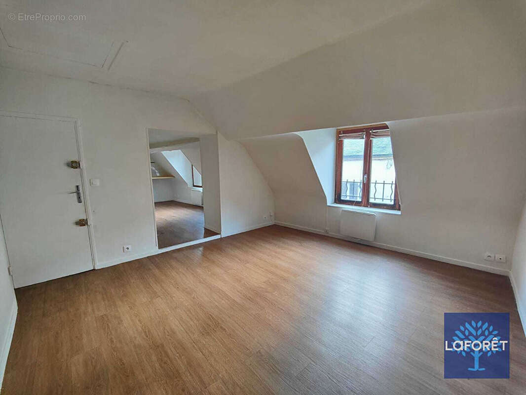 Appartement à ARPAJON