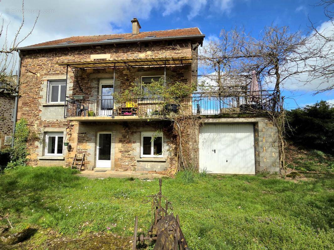 Maison à RIGNAC
